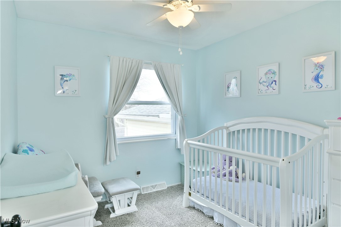 8077 Glen Oaks Drive, Warren, Ohio image 36