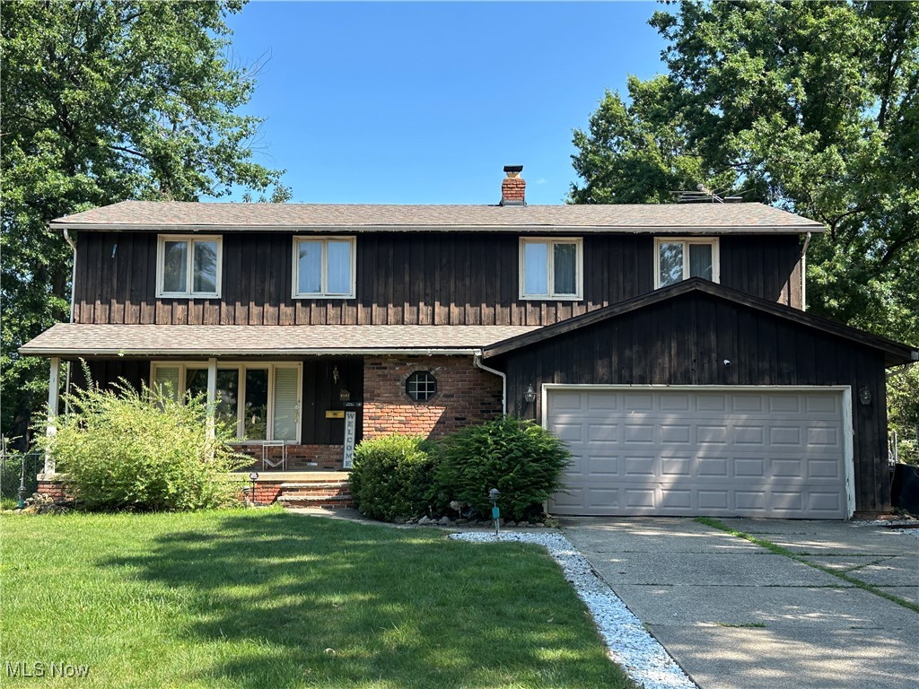 Welcome to 5193 Ashwood Dr. in the sought-after Lyndhurst area. Drive down this cul-de-sec street to view this well maintained property that has brand new installation from attic to the basement along with the 2 car attached garage for energy efficiency. Furnace-3 years, Central Air Unit-1 year, Water Heater-1 year, Newly built in utility room in the basement. Master Bedroom with in-suite bath and walk-in closet.