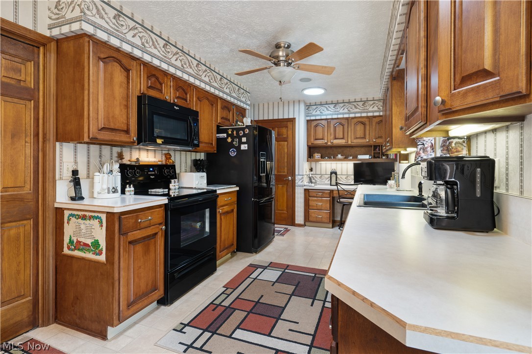 Applecrest - Residential