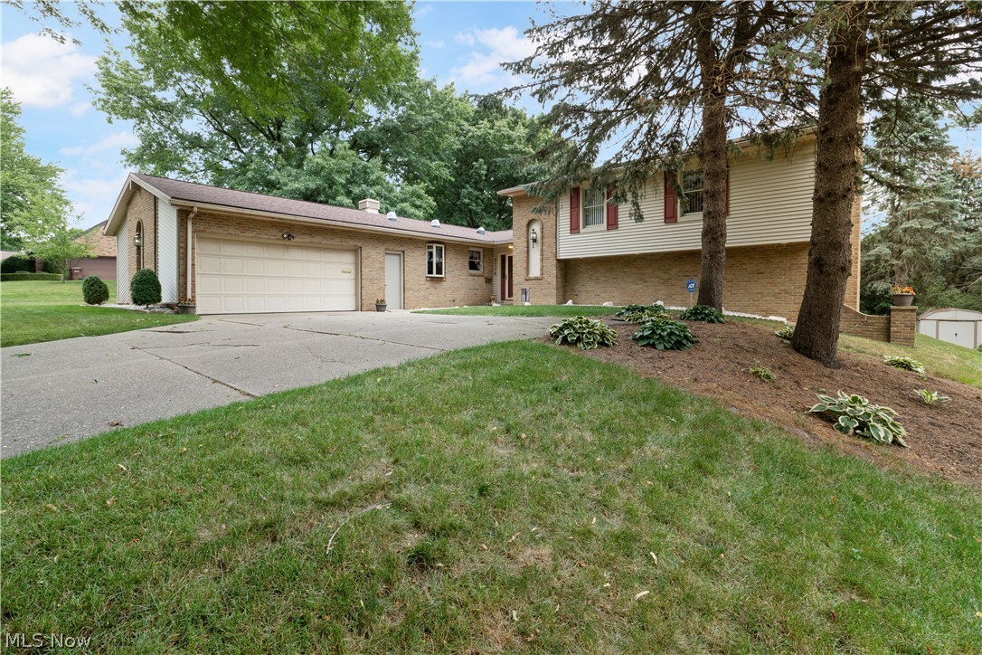 Applecrest - Residential