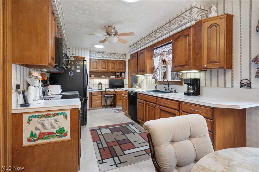 Applecrest - Residential