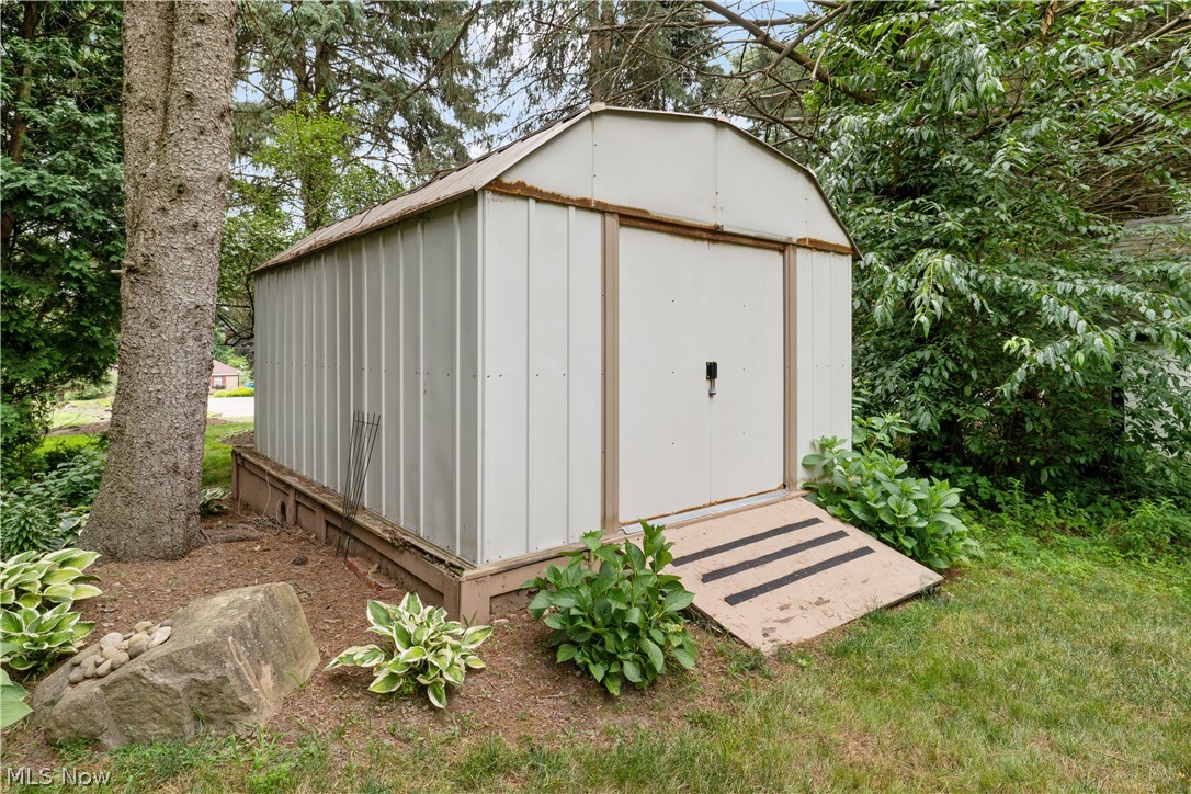 Applecrest - Residential