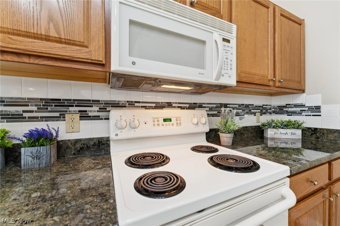 Arbors of Bridgewater Crossing - Residential