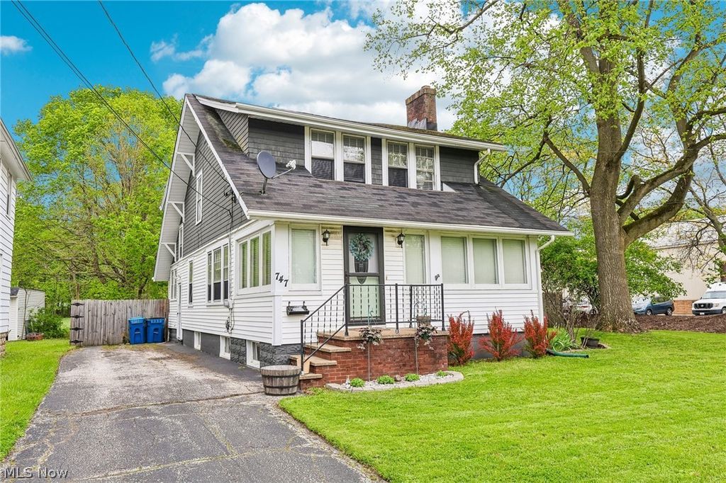 Photo of 747 Liberty Street, Painesville Township, OH 44077 (MLS # 5206880)