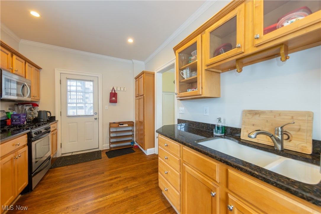 The Roy - Residential