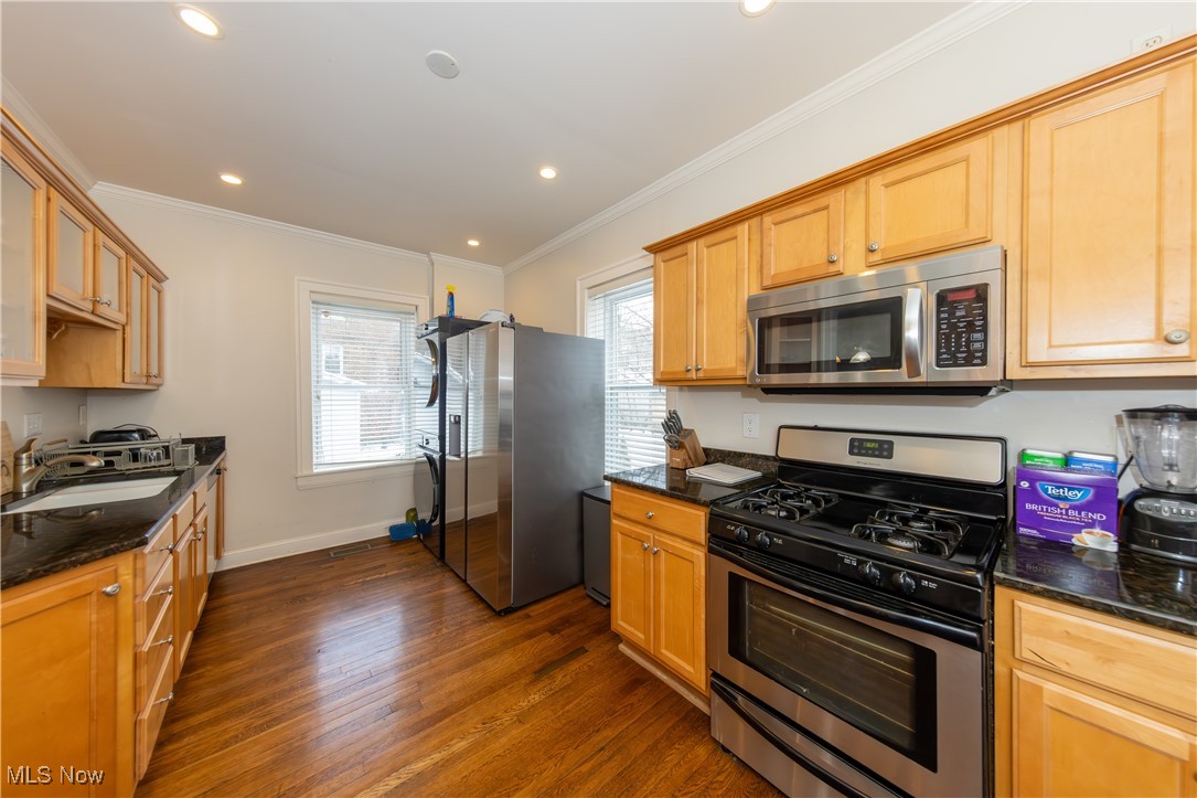 The Roy - Residential