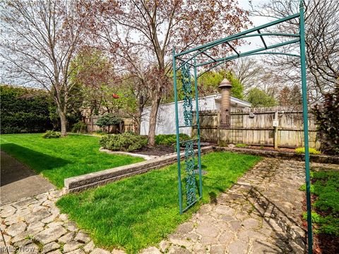 Tiny photo for 4466 W 215th Street, Fairview Park, OH 44126 (MLS # 5203357)