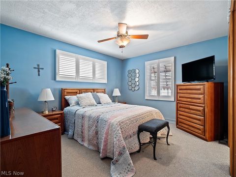 Tiny photo for 4466 W 215th Street, Fairview Park, OH 44126 (MLS # 5203357)