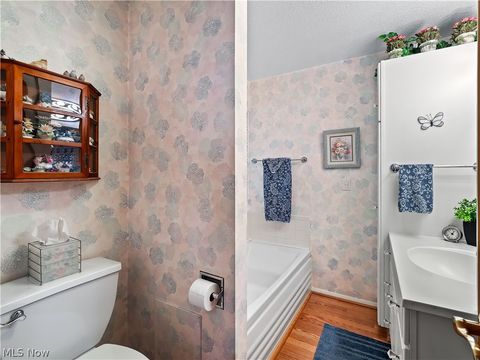 Tiny photo for 4466 W 215th Street, Fairview Park, OH 44126 (MLS # 5203357)