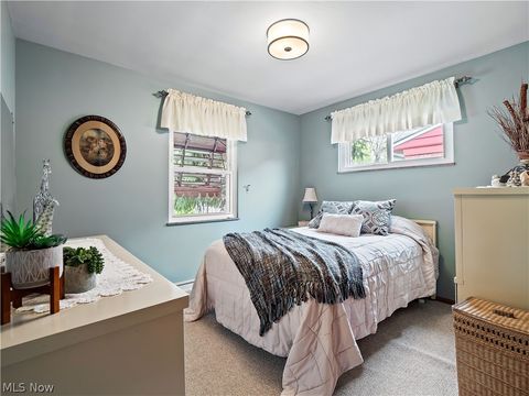 Tiny photo for 4466 W 215th Street, Fairview Park, OH 44126 (MLS # 5203357)