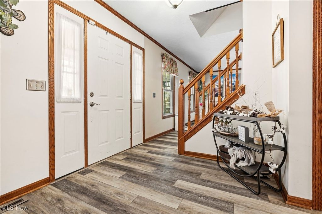 Photo of 6301 Palmer Drive NW, Canton, OH 44718 (MLS # 5182546)