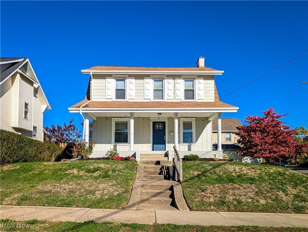 Photo of 1403 24th Street NW, Canton, OH 44709 (MLS # 5165859)