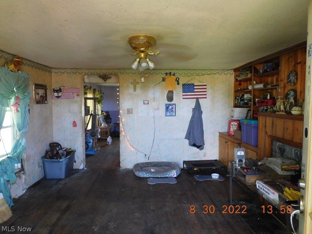 Connecticut Western Reserve - Residential