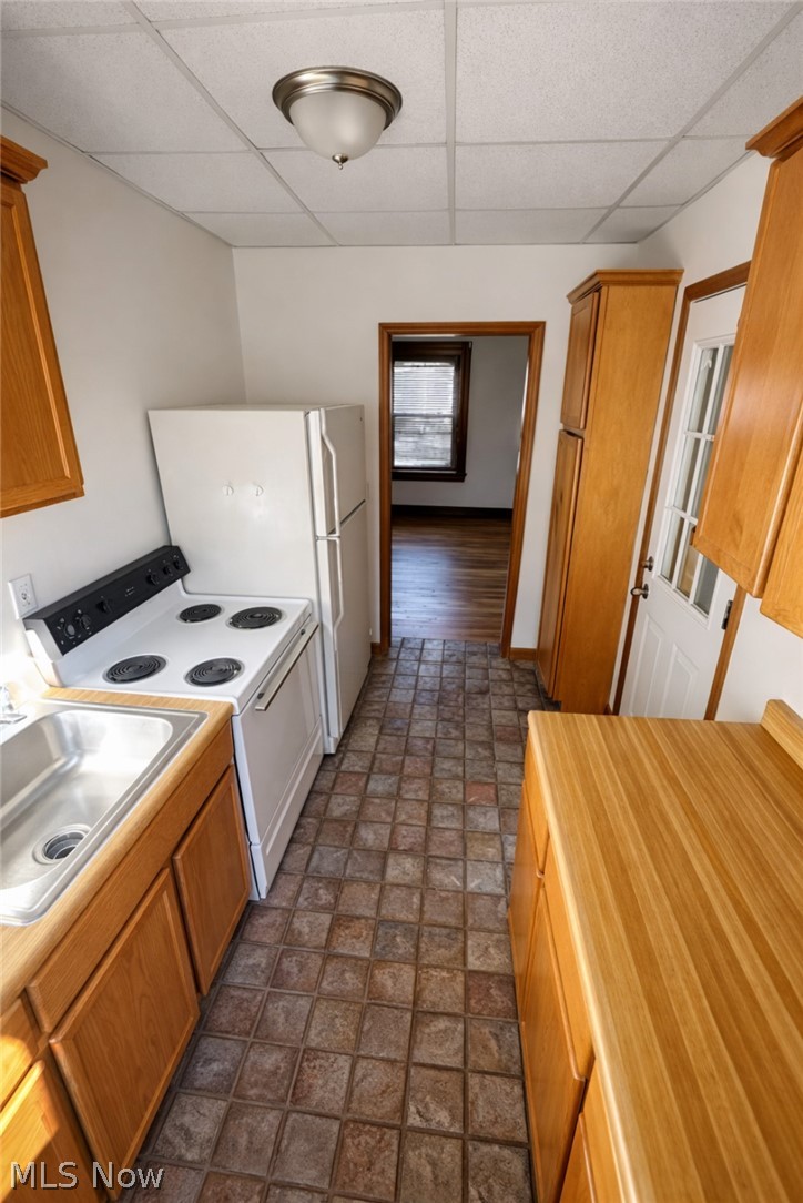 16224 Huntmere Avenue