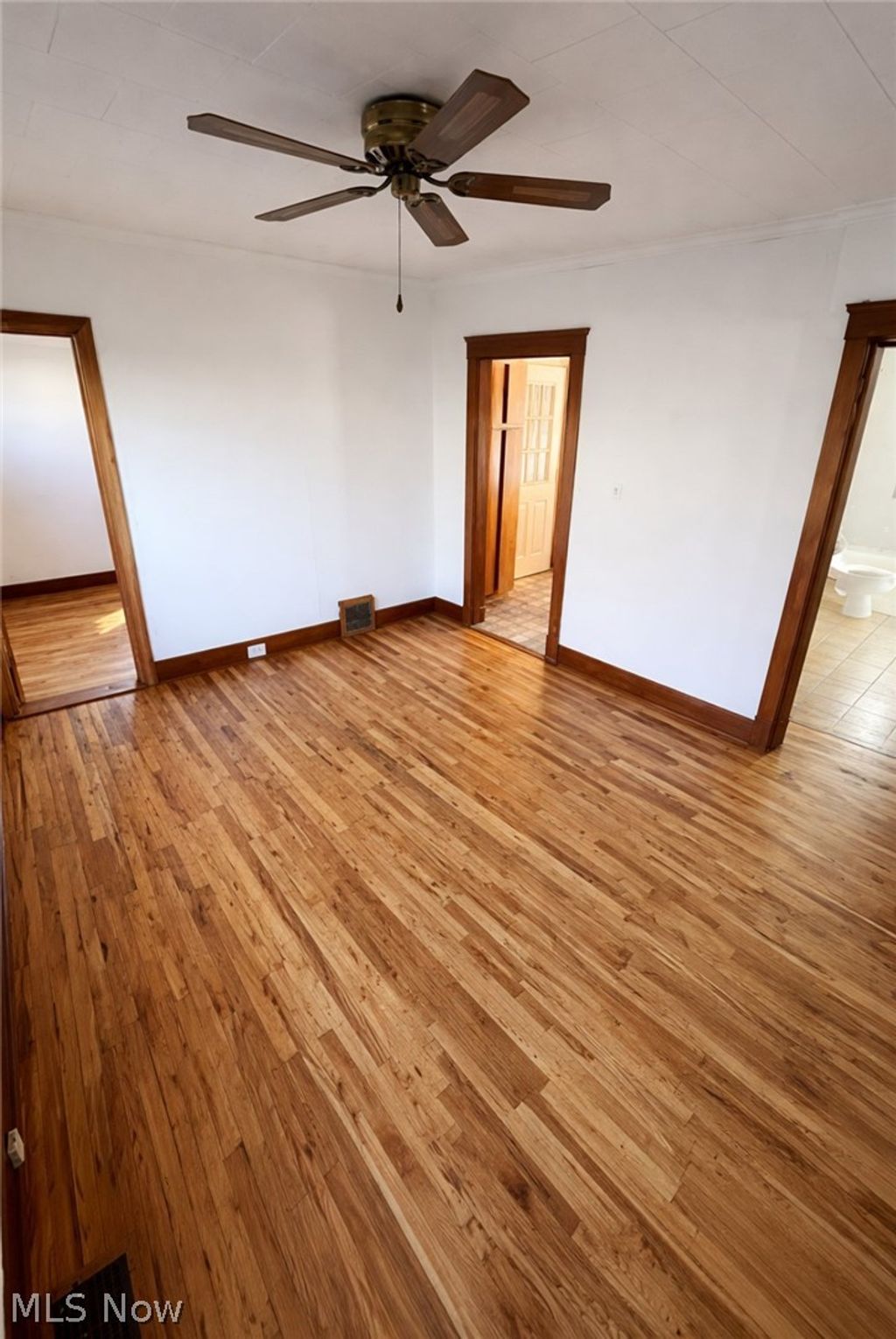 Photo of 16224 Huntmere Avenue, Cleveland, OH 44110 (MLS # 5198667)