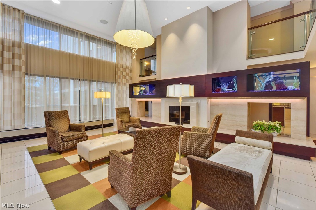 The Carlyle - Residential