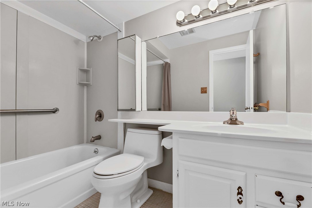 The Carlyle - Residential