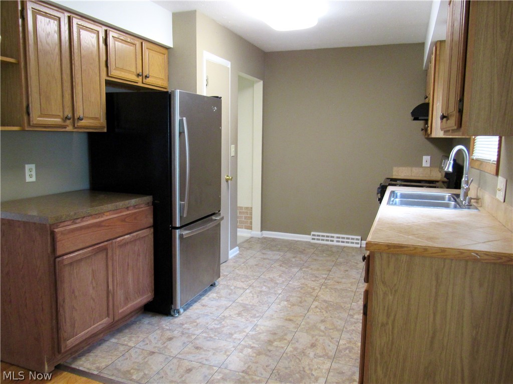 Parkway Estates #1 - Residential Lease