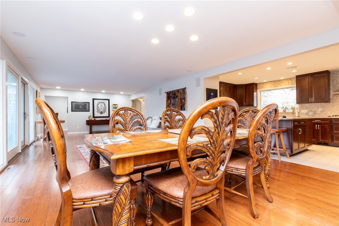 26091 Shaker Boulevard