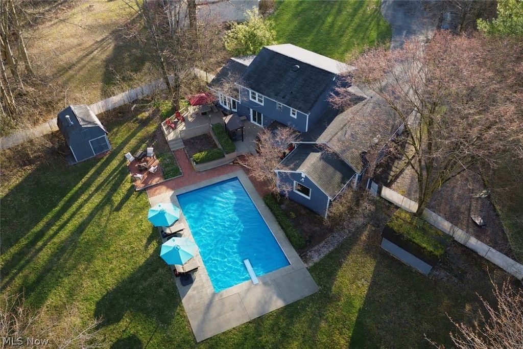 Photo of 886 Ewing Road, Youngstown, OH 44512 (MLS # 5191563)