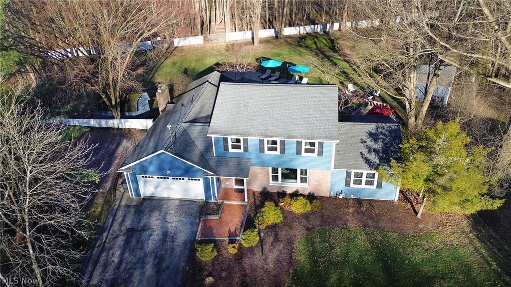 Photo of 886 Ewing Road, Youngstown, OH 44512 (MLS # 5191563)