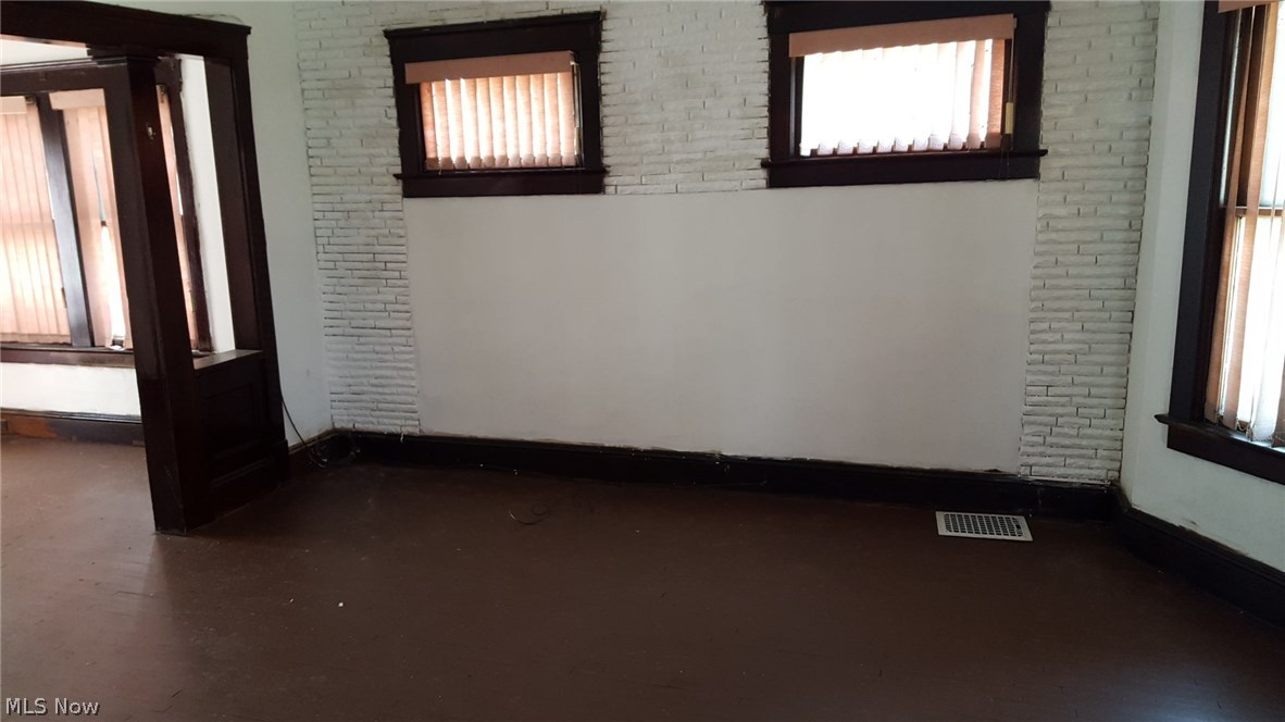 Bungalow Park - Residential Lease