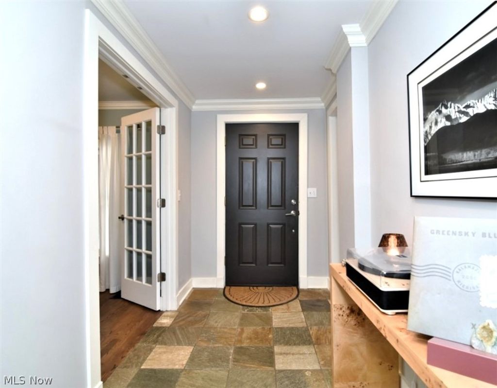 Photo of 324 South Street, Chardon, OH 44024 (MLS # 5194641)