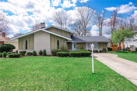 13767 Trenton Trail Middleburg Heights OH 44130