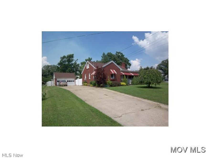 Darling all brick cape cod on nearly a half acre.  4 bedrooms, (2 upstairs have low ceilings) nice size living room, formal dining room, large eat in kitchen.  Privacy fencing, front porch, double detached garage and more!  Owner is motivated.  Elem: Fairplains Elementary School  Elem/Bus: N  JrHigh: Edison Jr. High School  JrHigh/Bus: N  High: Parkersburg South High  High/Bus: N  Fire: CIT  Police: CTY  PossFreeGas: N  ;SQFT=Fin L1:1336, Fin L2:540, Fin Above:1876, Fin Total:1876, Unfin Bsmt:1100, Unfin Above:1100;GAR= 2 Car Att;PRKG= Off Street