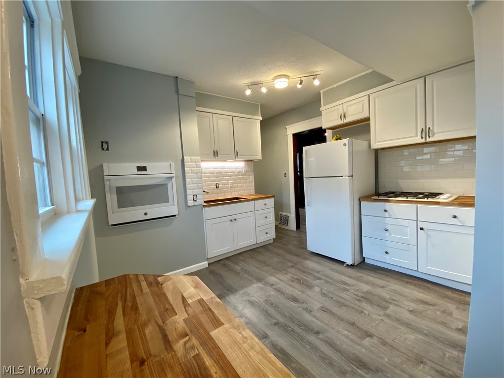 Hall Park - Residential