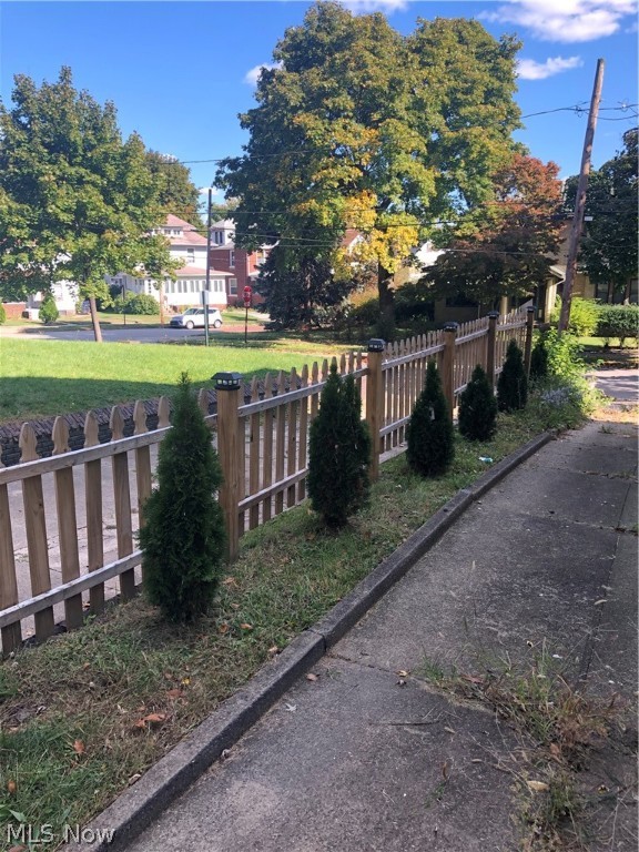 Hall Park - Residential