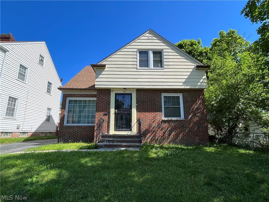 Very well maintained 3 bedroom, 2 full bathroom Cape Cod in University Heights. Many updates have been made full roof replacement in 2021, vinyl windows, natural wood flooring throughout, new carpet in the downstairs bedroom. Kitchen was remodeled in 2018 and has a decorative back splash and stainless steel appliances. Other features include a finished recreational room in the basement, a private back yard, and a large covered patio. Great opportunity as an investment property or owner occupant.