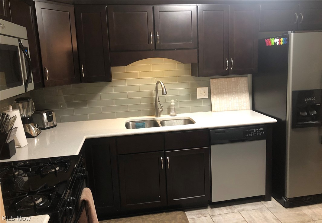 Lockwood Ridge Condo - Residential