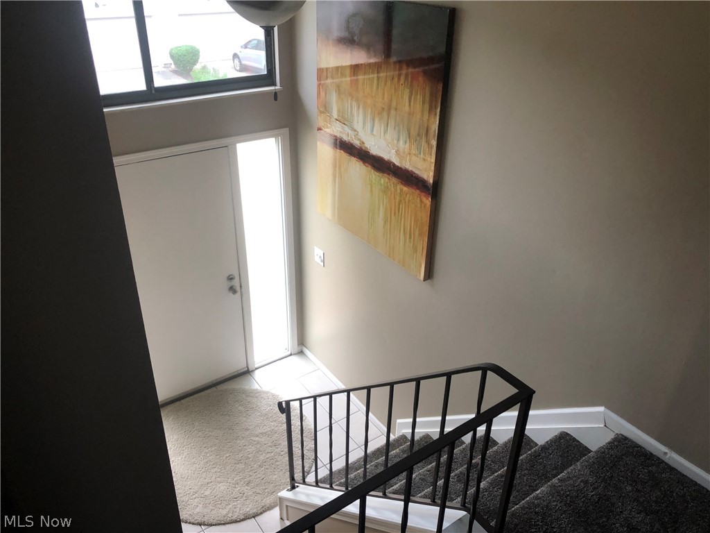 Lockwood Ridge Condo - Residential