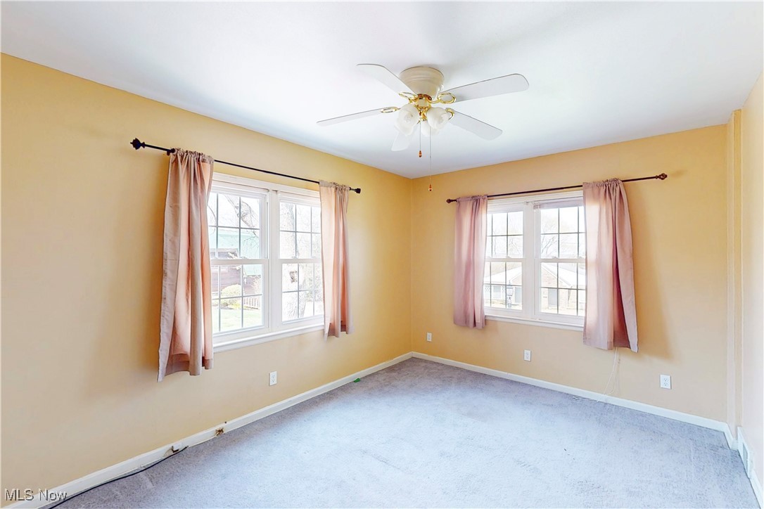 3200 Homewood Avenue, Steubenville, Ohio image 25