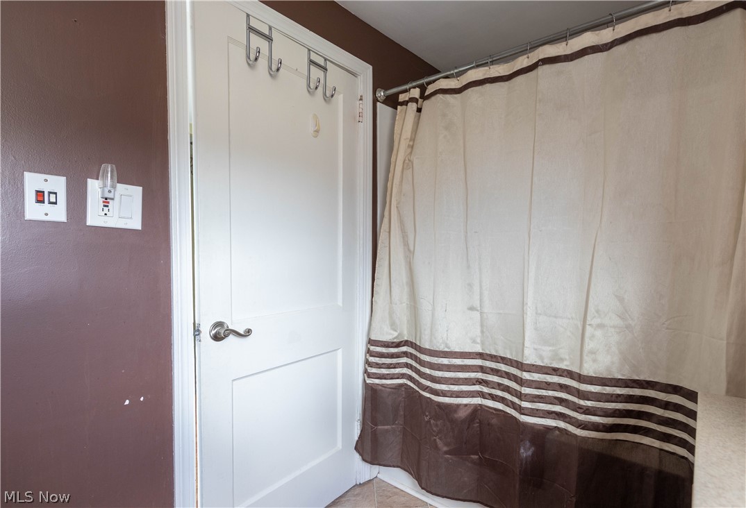 Johnston Township Northeast Iiird D - Residential