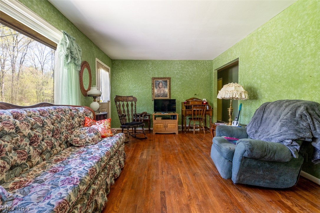 Westhart Manor - Residential