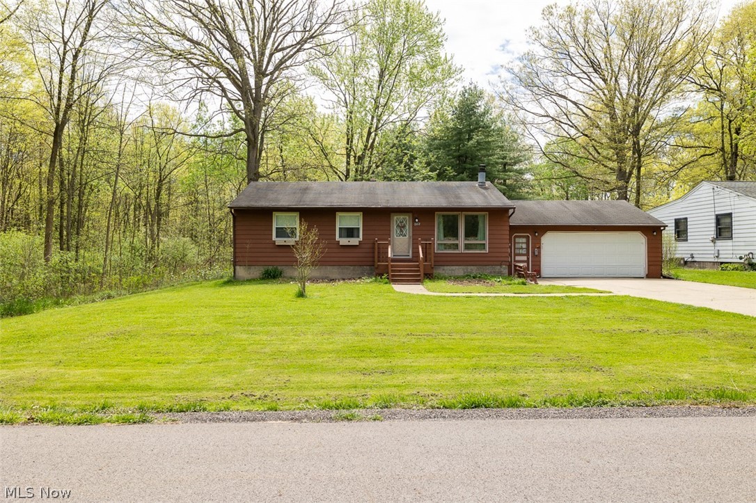 Westhart Manor - Residential