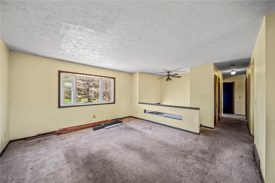 304 Hawk Ridge Drive