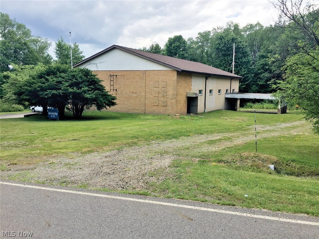 Auction Opportunity – 4,000 Square Foot Building On 1.98 Acres With R-3 Zoning – Building Is All Block With Kitchen – 2-Story With Separate Entrances – Unlimited Possibilities – Former Mantua Masonic Lodge – Portage County, OH – Mantua Township - ABSOLUTE AUCTION, all sells to the highest bidder on location: THURSDAY - AUGUST 3, 2017 – 5:30 PM - Real Estate offers a solid 2-story 4,000 square foot building with separate entrances, kitchen with extra storage and appliances, open banquet area with men's and women’s rooms. Main meeting room with stage (fully carpeted), multiple offices/storage space, and covered entrance. Utility room, boiler heat, shingled roof approximately 4 years old, breaker electric, city water, foyer and paved parking. This is all situated on 1.98 acres. TERMS ON REAL ESTATE: 10% down auction day, balance due at closing. A 10% buyer’s premium will be added to the highest bid to establish the purchase price, which goes to the seller. Any desired inspections must be