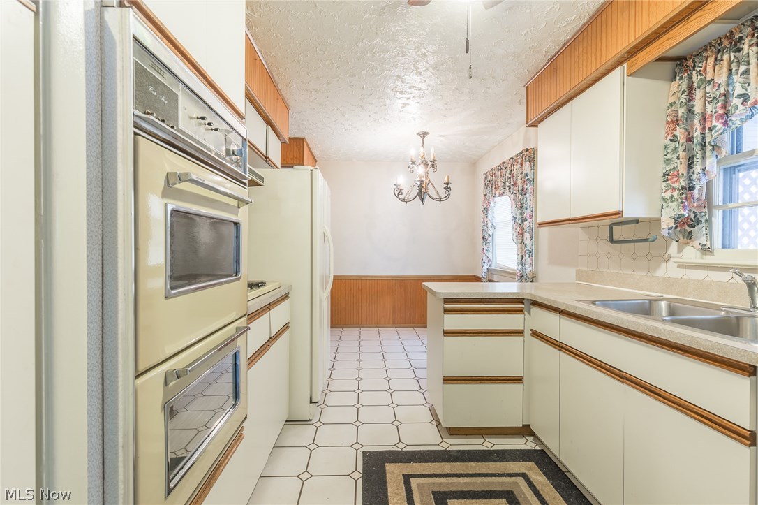 Gates Mills Blvd Estates - Residential