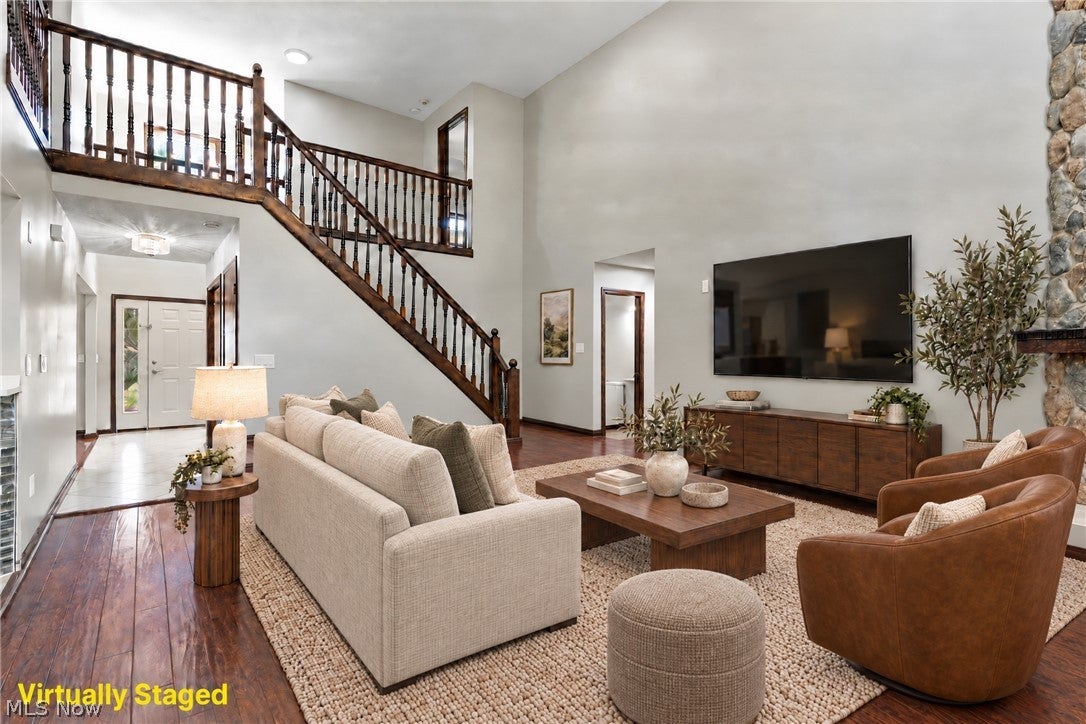 15831 Falmouth Oval