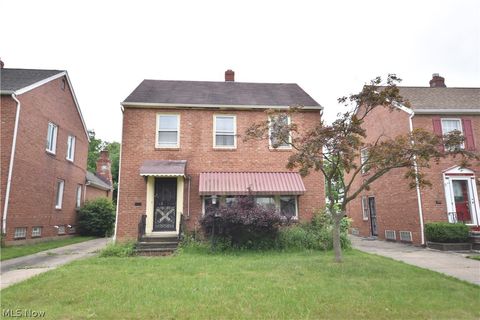 Single Family Residence in Cleveland OH 17020 Eldamere Avenue.jpg