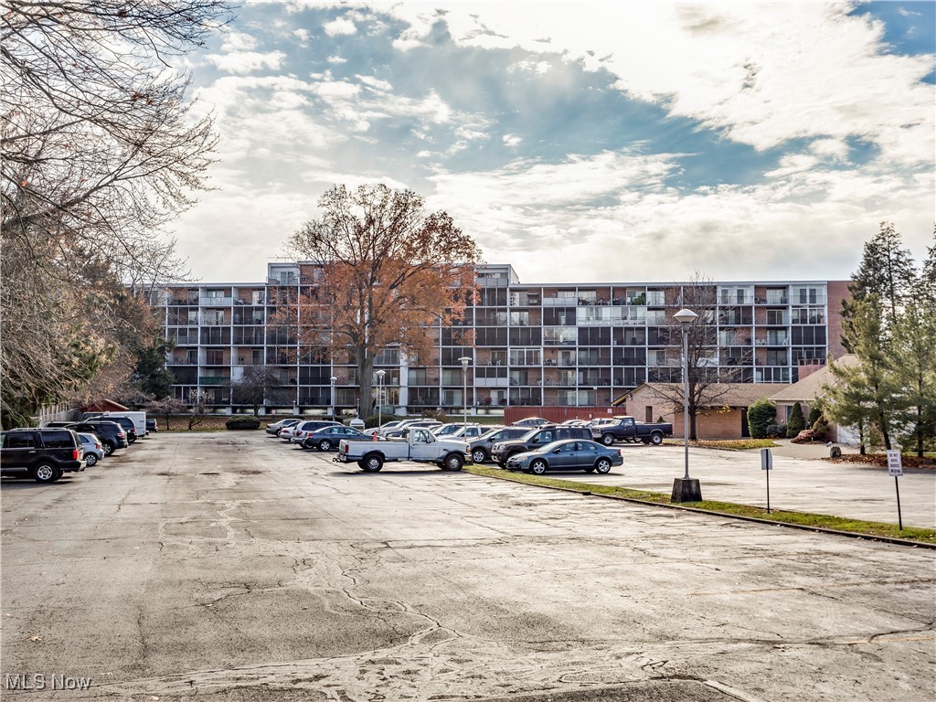 Seven Stories East Condo - Residential Lease