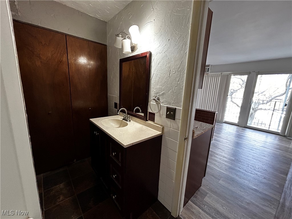 Seven Stories East Condo - Residential Lease