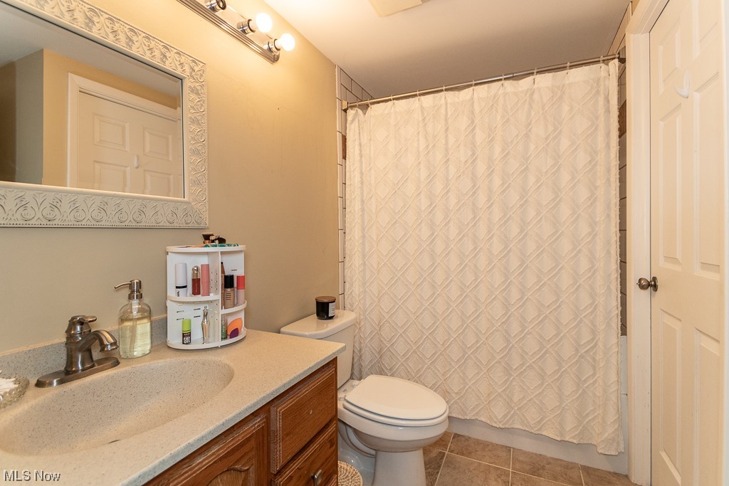 Woodbridge Condominiums - Residential