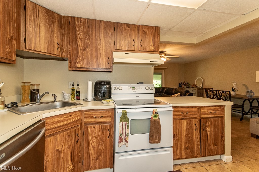 Woodbridge Condominiums - Residential