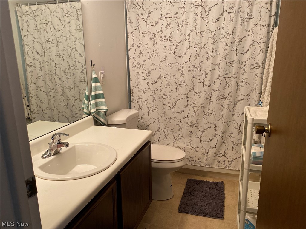 Chestnut Commons Condo - Residential