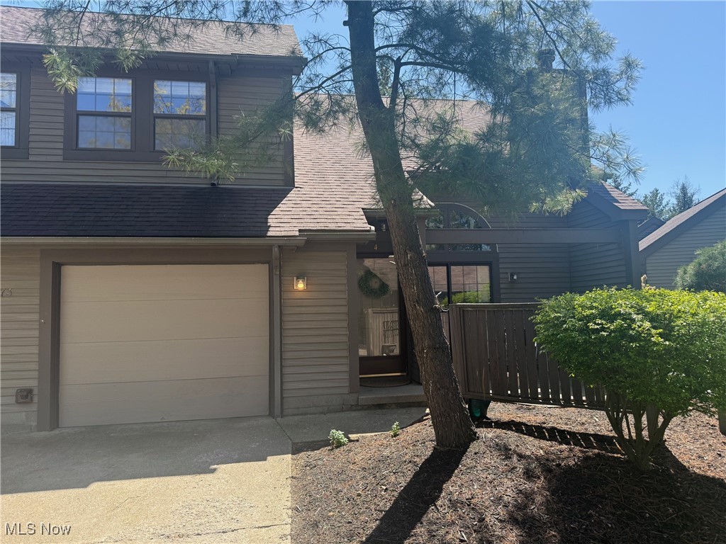 1173 Red Tail Hawk Court #4, Youngstown, Ohio image 1