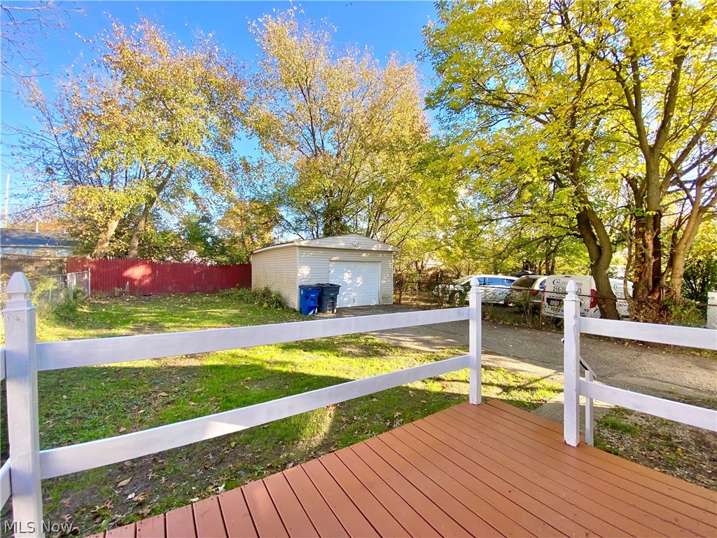 Lee Heights - Residential